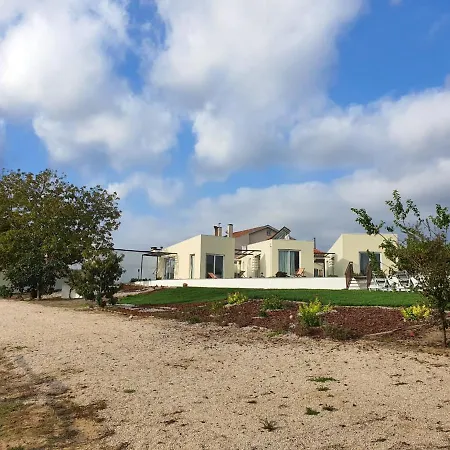 Δωμάτια σε οικογενειακή κατοικία Monte Do Mosteiro Batalha
