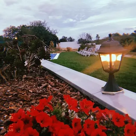 Δωμάτια σε οικογενειακή κατοικία Monte Do Mosteiro Batalha