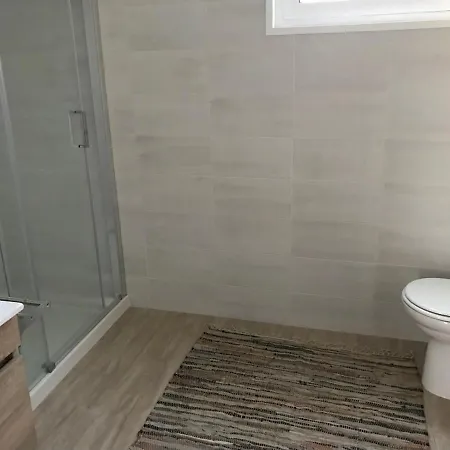 Δωμάτια σε οικογενειακή κατοικία Monte Do Mosteiro *