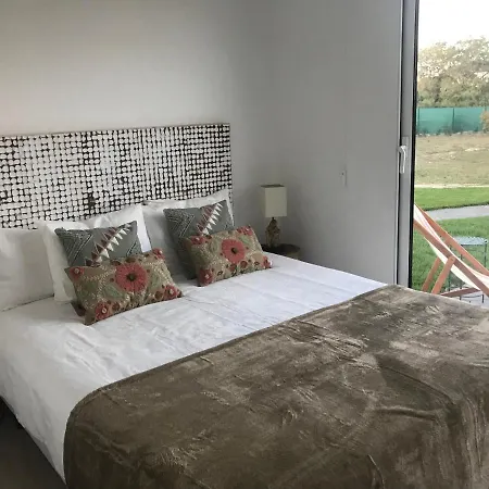 Δωμάτια σε οικογενειακή κατοικία Monte Do Mosteiro *